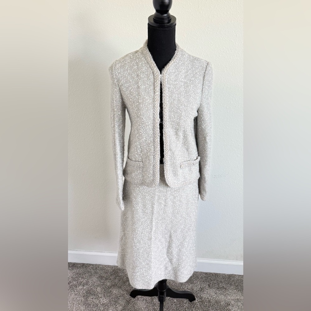 Women's Gray/White Tweed Blazer and Skirt Suit